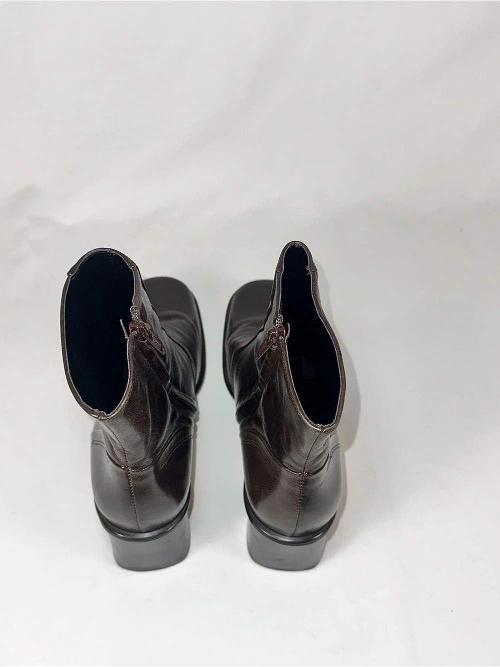 Etienne Aigner Swatter Truffle Brown Leather Ankle Boots Size 7.5 Square Toe